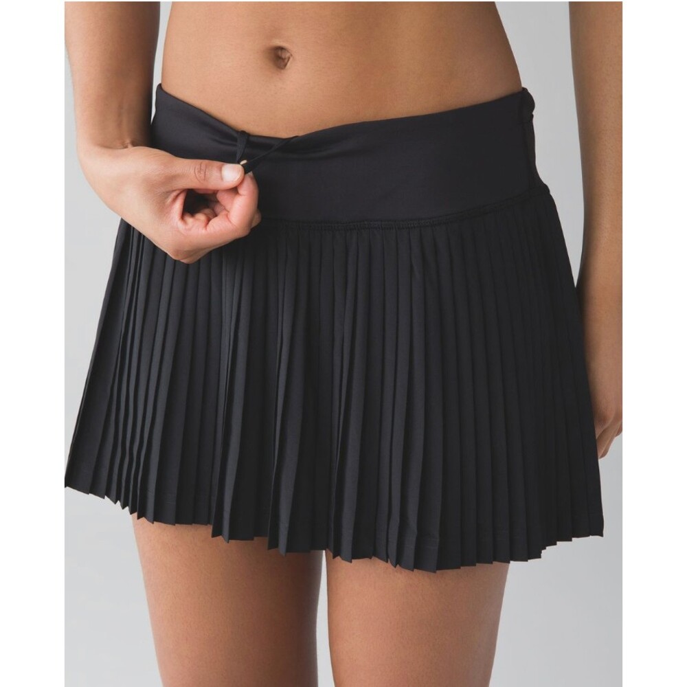 Lululemon Pleat To Street Skirt Black Size 8